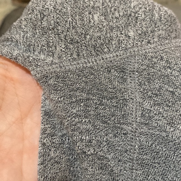 Zella Gray Ruched Back Long Sleeve Hoodie🤍🖤🤍 - Picture 6 of 13